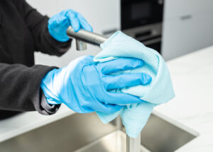 Hands,In,Protective,Glove,Cleaning,A,Modern,Tap,With,Rag Hands,In,Protective,Glove,Cleaning,A,Modern,Tap,With,Rag